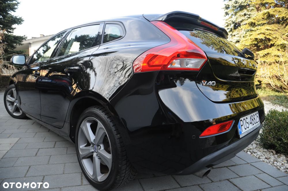 Volvo V40 D3 Momentum - 2