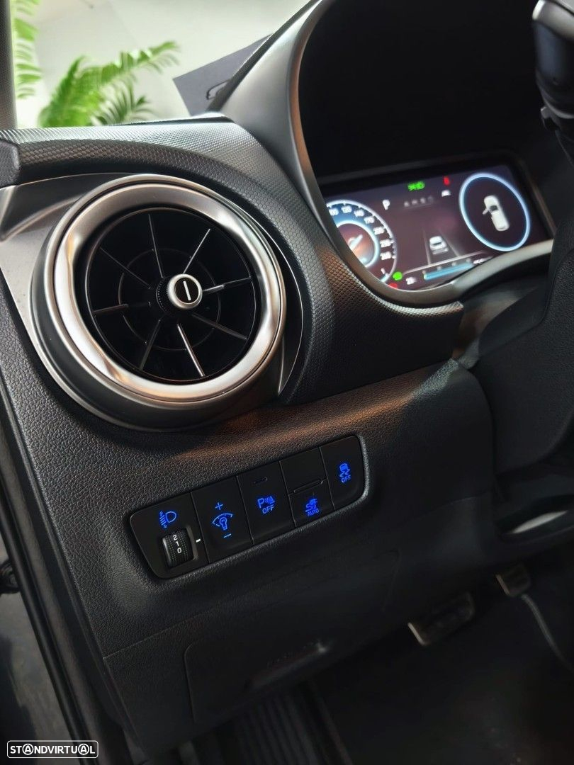 Hyundai Kauai EV 64 kWh Premium - 16