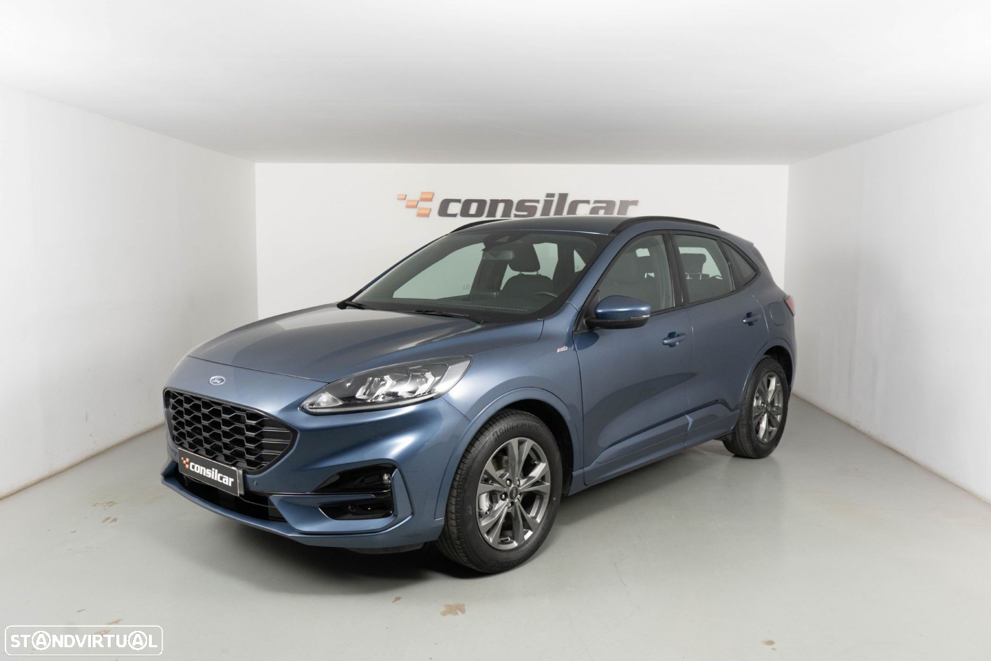 Ford Kuga - 1