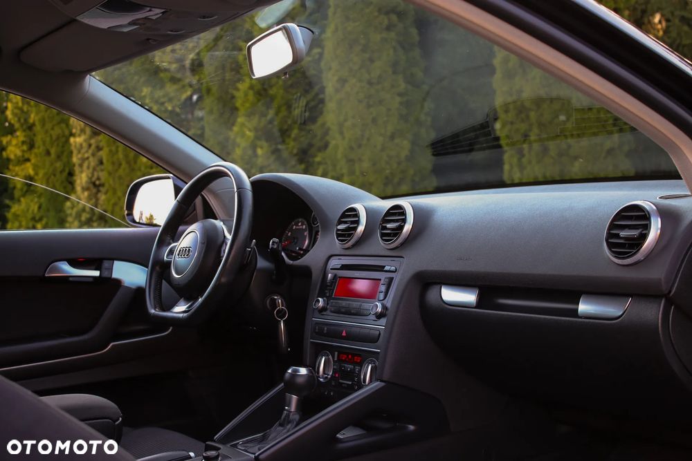 Audi A3 3-drzwiowe 1.4 TFSI S tronic S line Sportpaket - 23
