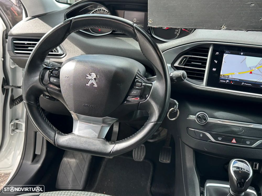 Peugeot 308 SW 1.5 BlueHDi Style - 19