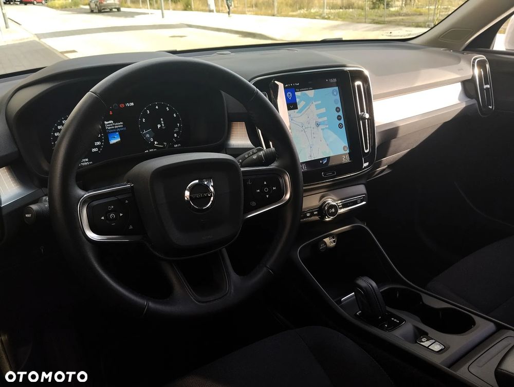 Volvo XC 40 T3 Momentum - 7