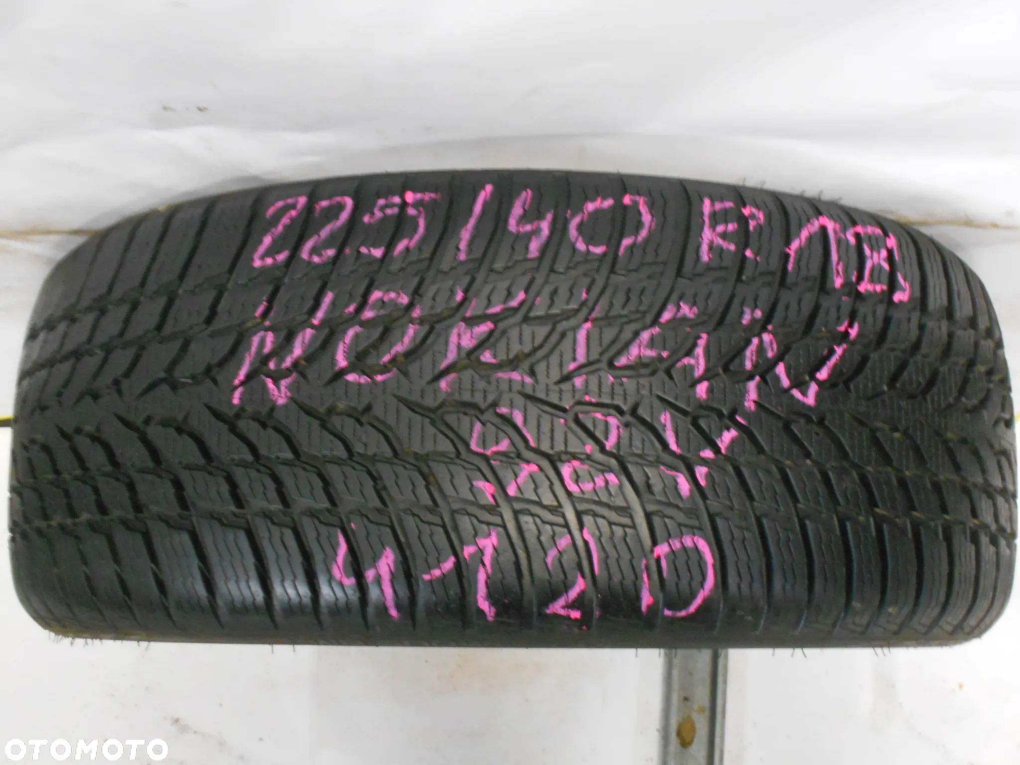 OPONA POJEDYNKA 225/40R18 NOKIAN WR SNOWPROOF DOT 4120 8MM - 1