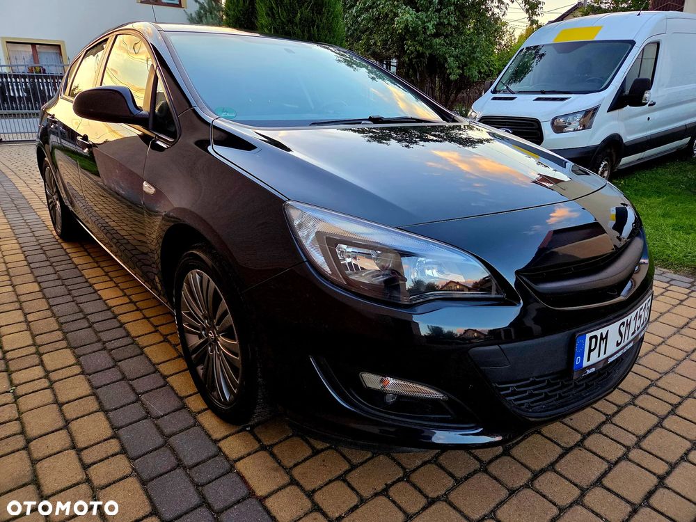 Opel Astra 1.4 Turbo Edition Sport - 3