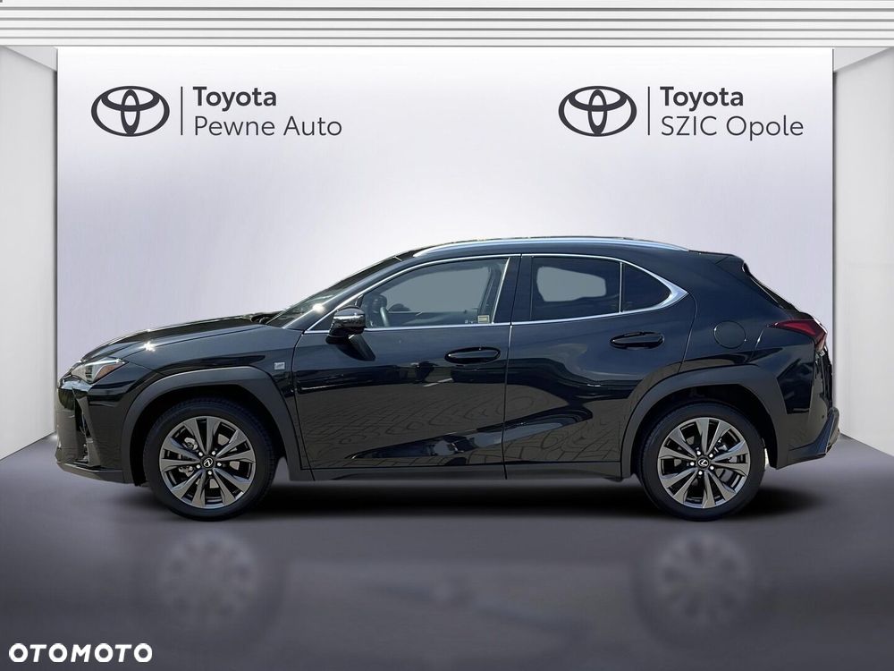 Lexus UX 300h F Sport Design - 2
