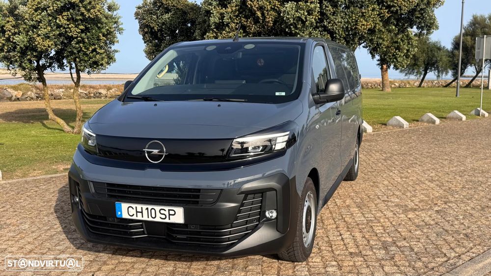Opel Vivaro 1.5 CDTi L3H1 Essentia - 2