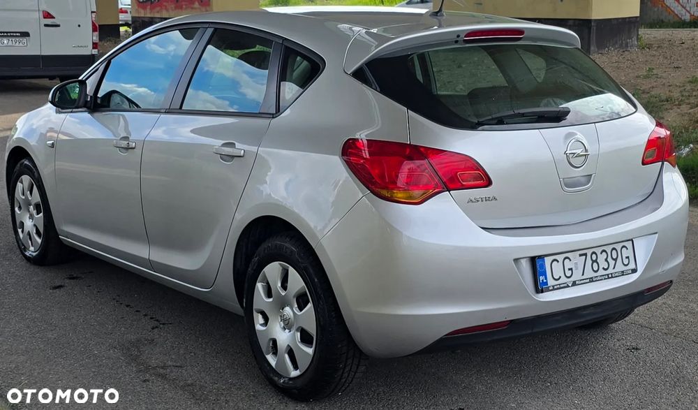 Opel Astra 1.6 Selection - 6