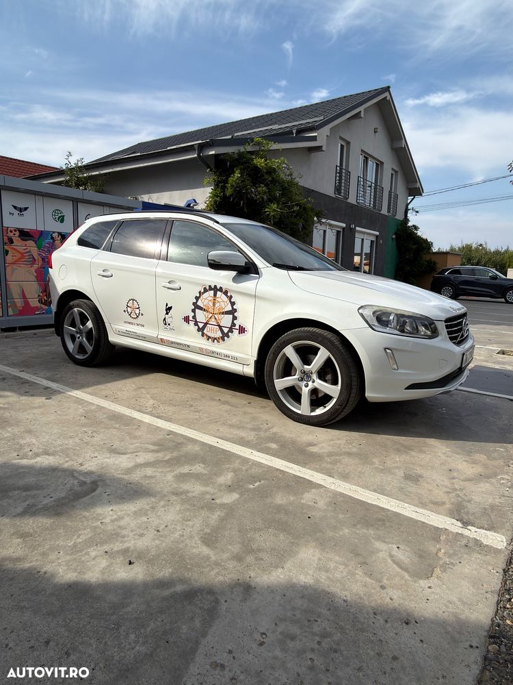 Volvo XC 60 D3 Momentum - 8