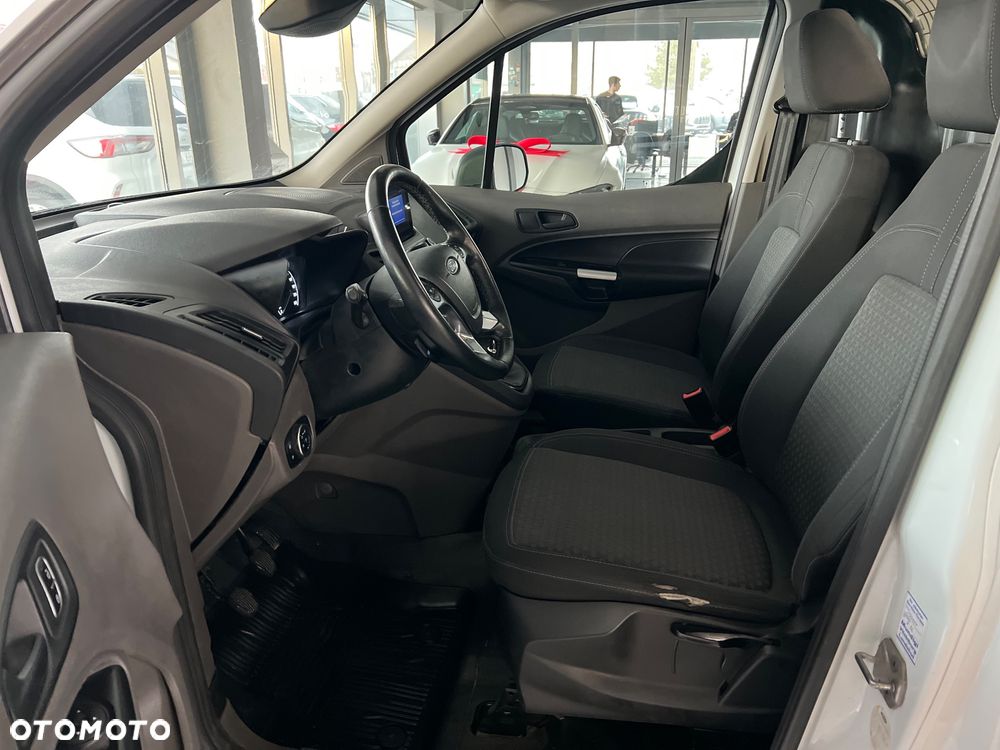 Ford Transit Connect - 21