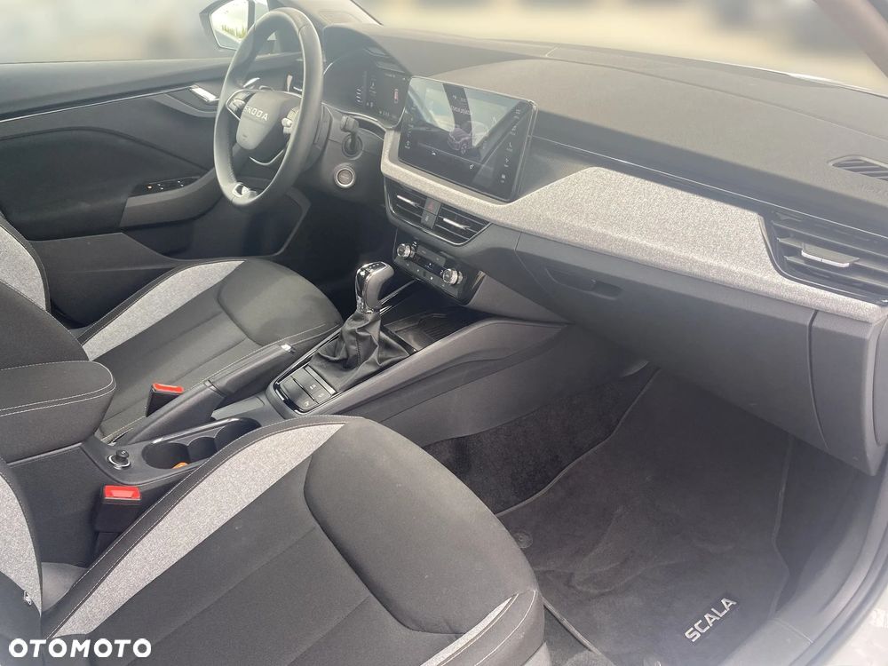 Skoda Scala 1.5 TSI Selection DSG - 14