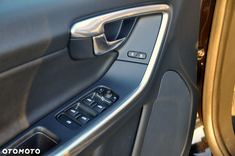 Volvo S60 - 38