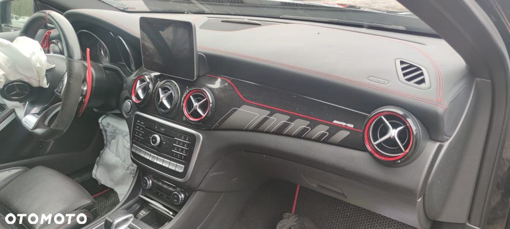 Mercedes-Benz GLA - 6