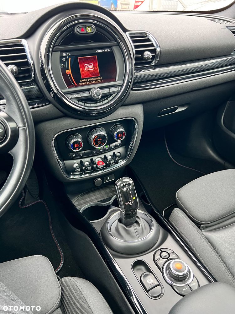 MINI Clubman Cooper D - 13