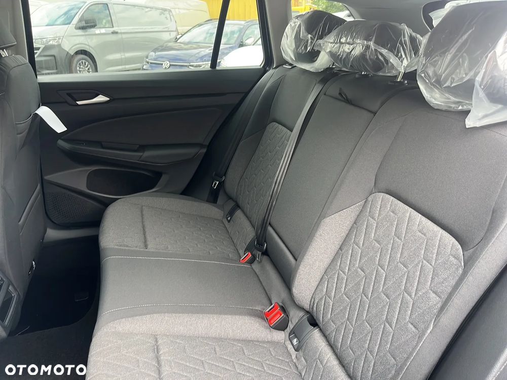Volkswagen Golf VIII 1.5 eTSI EVO Life DSG - 10