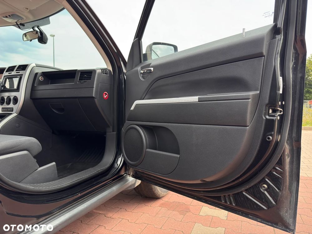 Jeep Patriot - 8