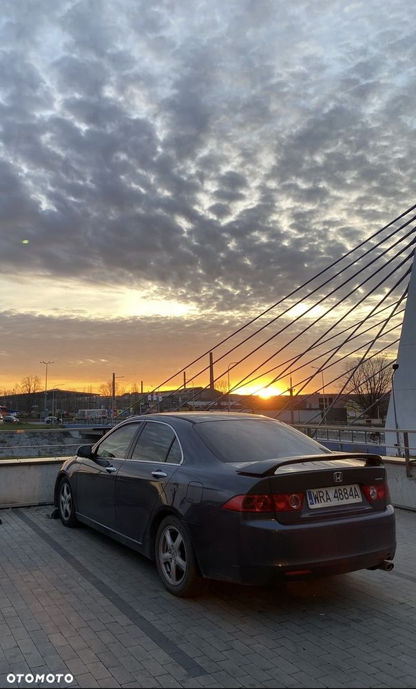 Honda Accord - 1
