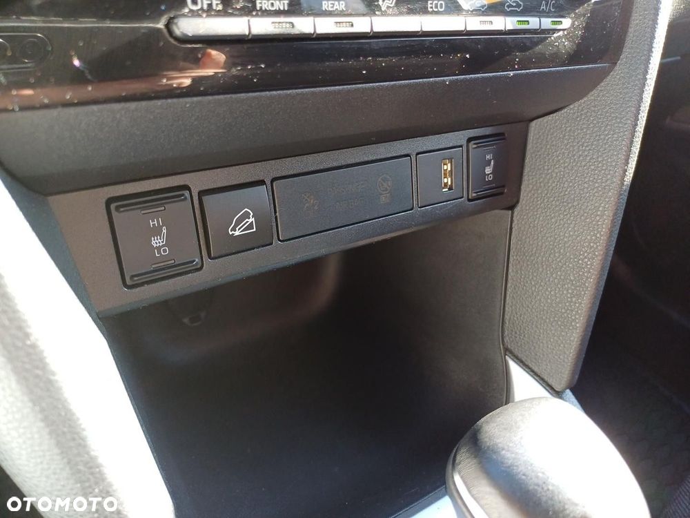 Toyota Yaris Cross Hybrid 1.5 Comfort 4x4 - 27