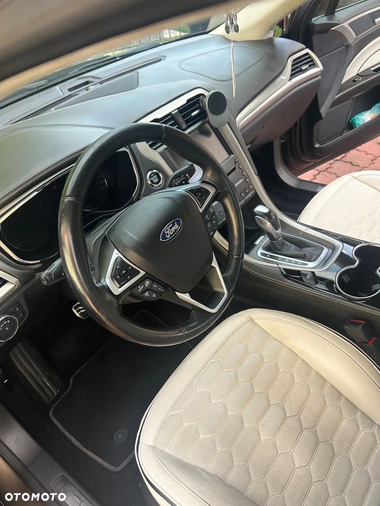 Ford Mondeo Vignale 2.0 EcoBoost - 21