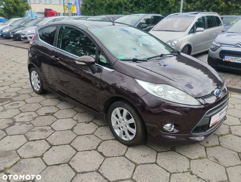 Ford Fiesta 1.4 Trend - 12