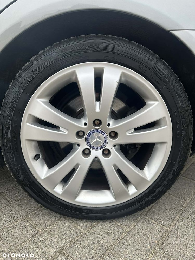 Mercedes-Benz Klasa C 200 CGI Automatik BlueEFFICIENCY Avantgarde - 7