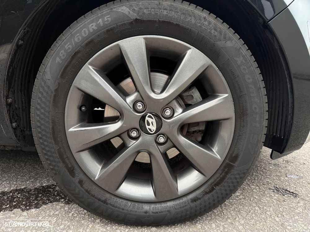 Hyundai i20 1.2 Intro Edition - 14