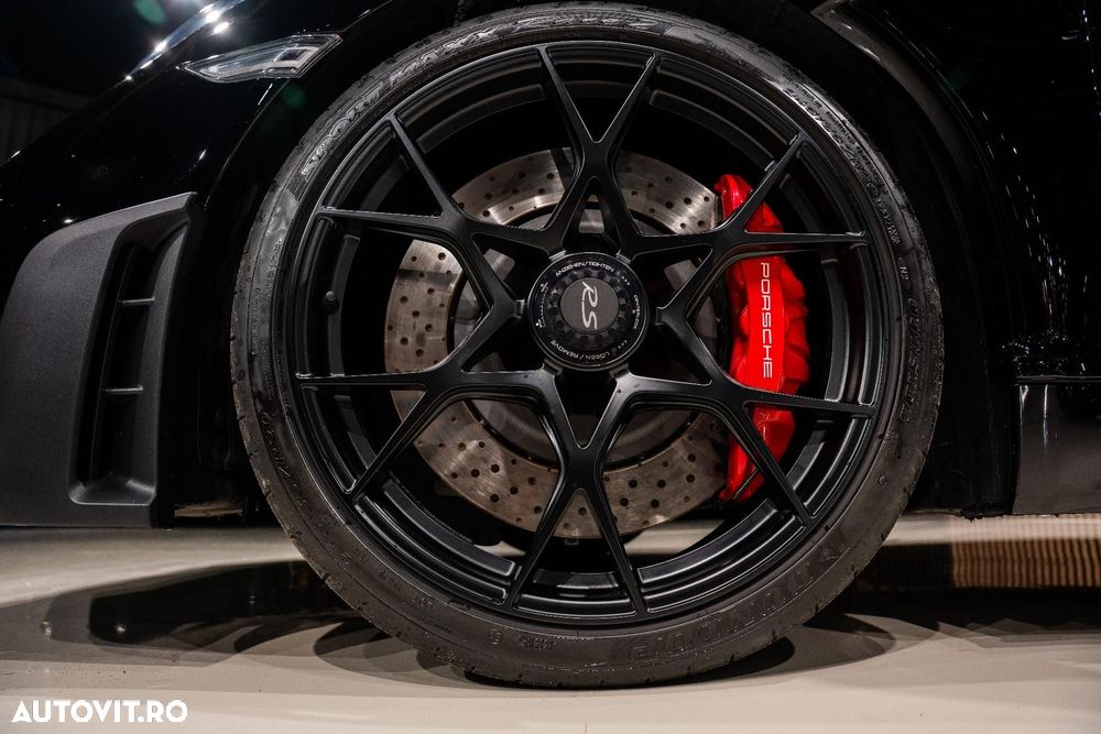 Porsche Boxster 718 Spyder RS - 4