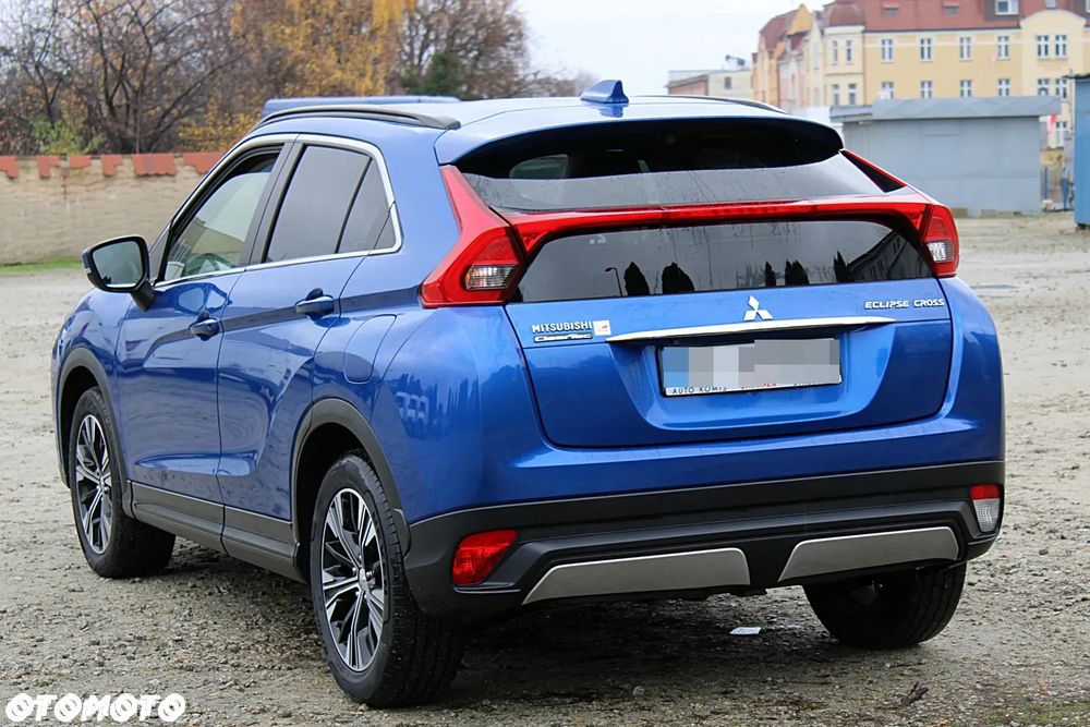 Mitsubishi Eclipse Cross - 10