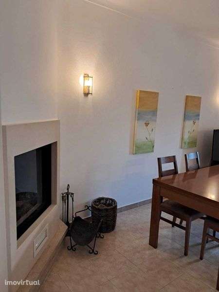 T2 boas dimensões, Mobilado, aluga-se, em Lagos - Grande imagem: 3/12