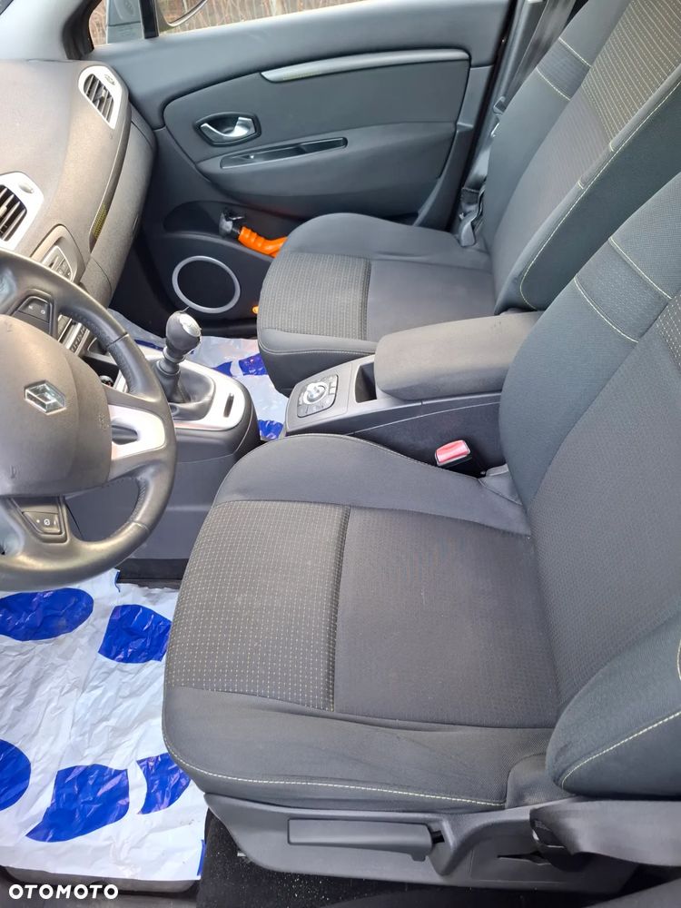 Renault Scenic 1.4 16V TCE Tech Run - 9