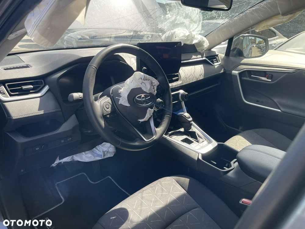Toyota RAV4 2.5 Hybrid Comfort 4x2 - 8