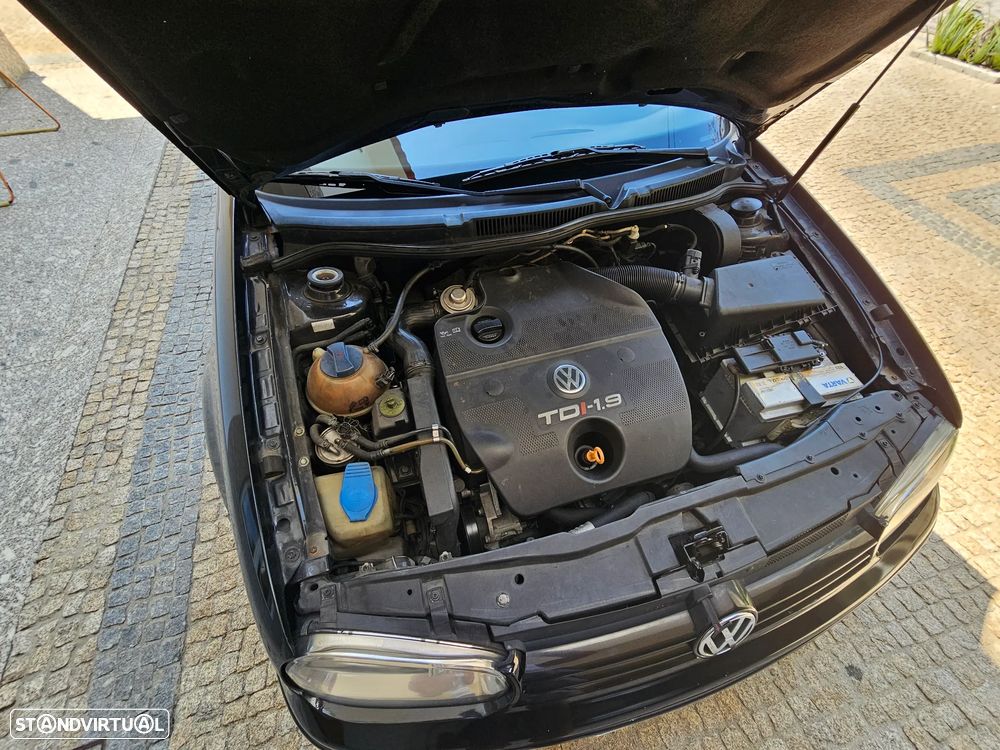 VW Golf 1.9 TDi Highline - 19