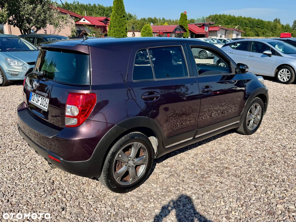 Toyota Urban Cruiser - 2