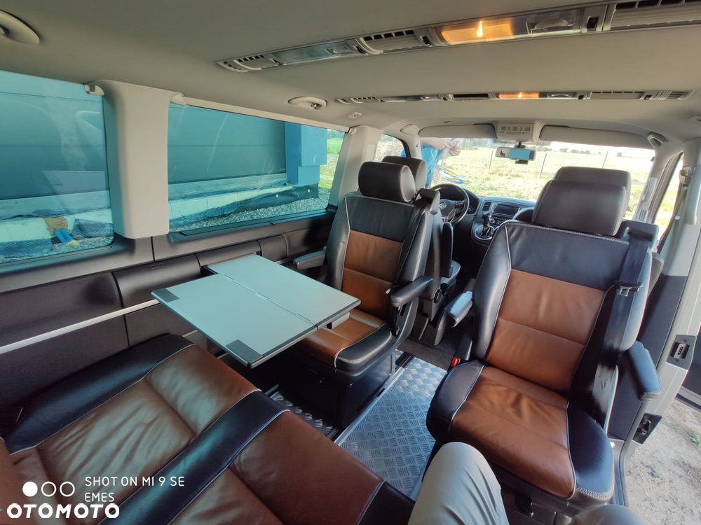 Volkswagen Multivan - 11