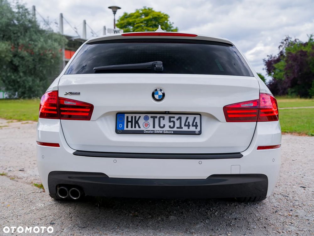BMW Seria 5 520d M Sport Edition - 12