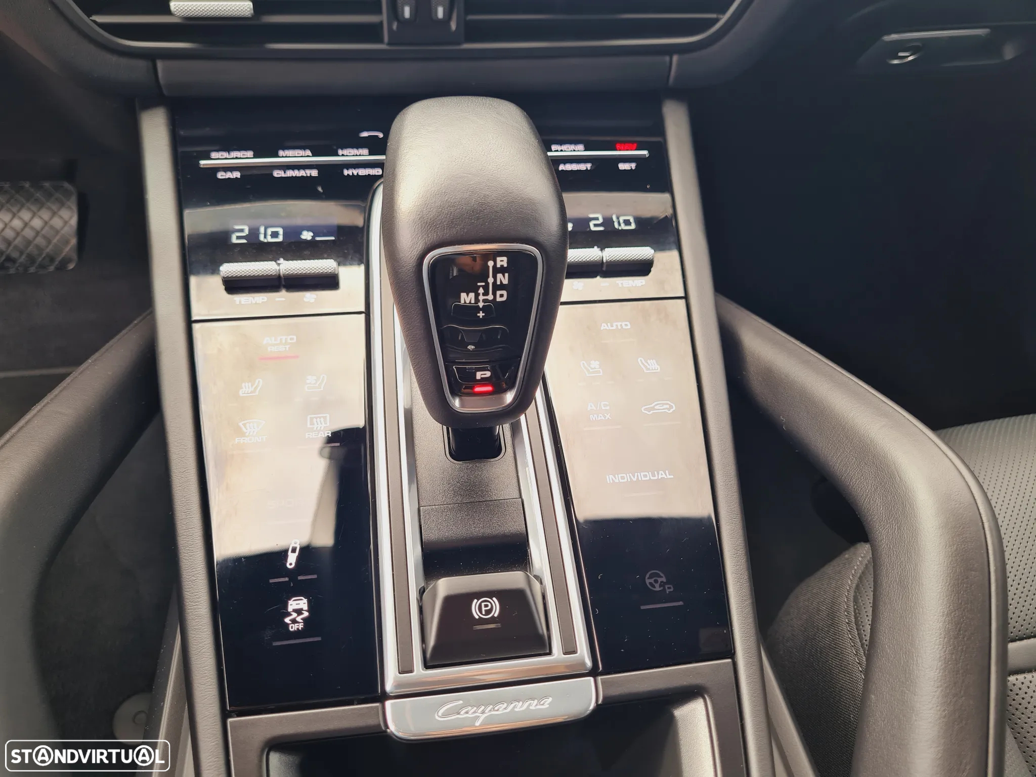 Porsche Cayenne E-Hybrid Platinum Edition - 29