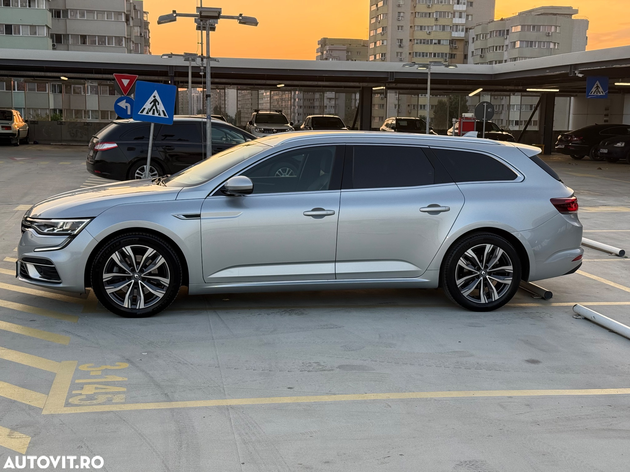 Renault Talisman Grandtour BLUE dCi 160 EDC INTENS - 5