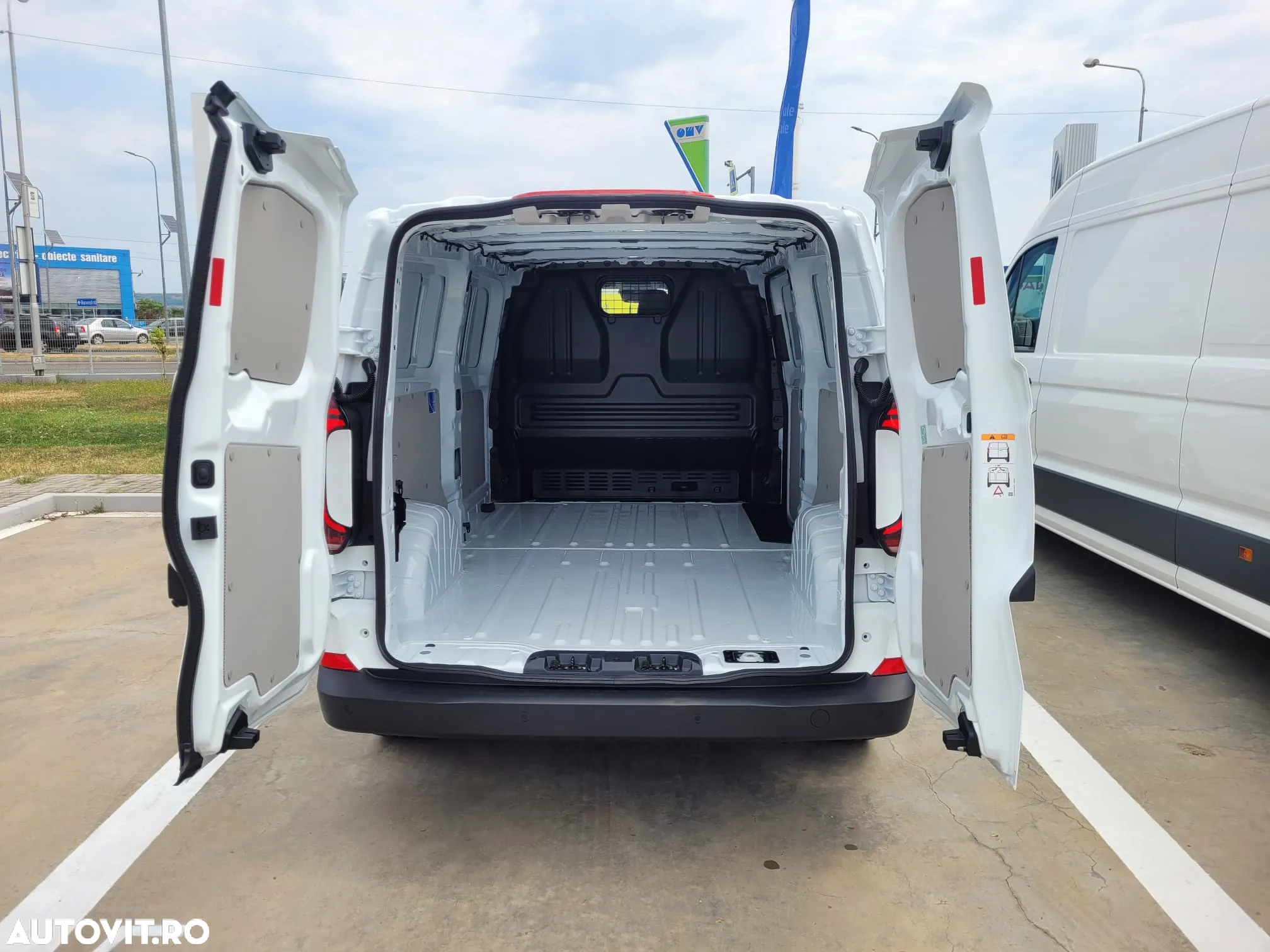 Volkswagen T7 Furgon LR - 6