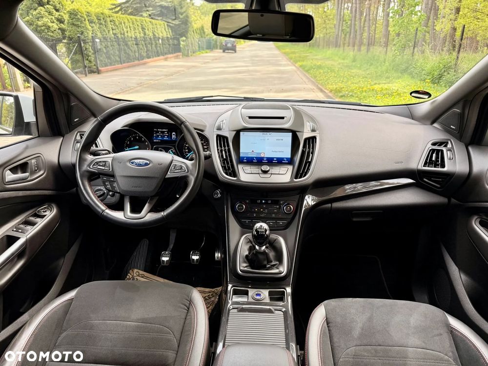 Ford Kuga 1.5 EcoBoost ST-LINE - 13