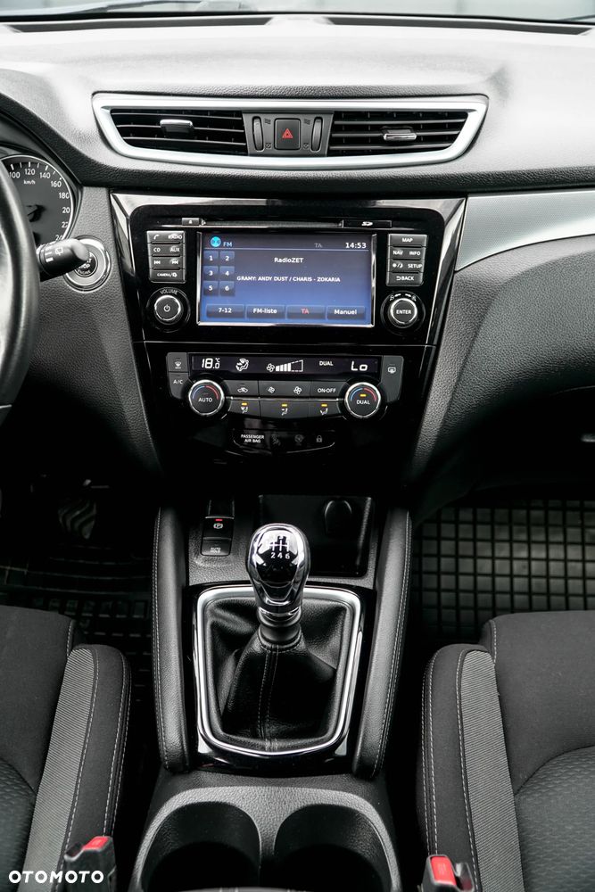 Nissan Qashqai 1.2 DIG-T Tekna EU6 - 22