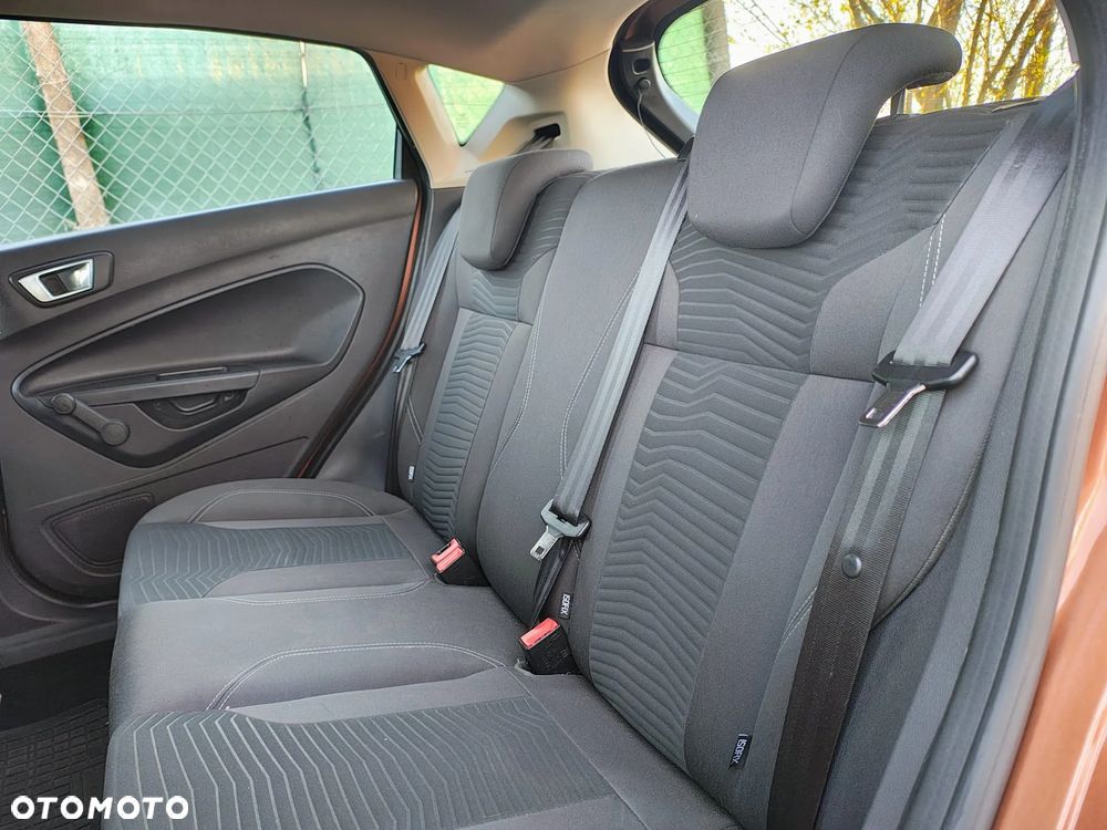 Ford Fiesta 1.5 TDCi Champions Edition - 15