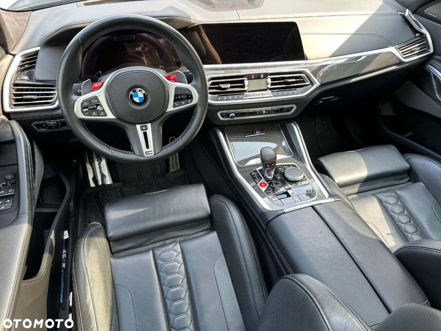 BMW X6M - 28