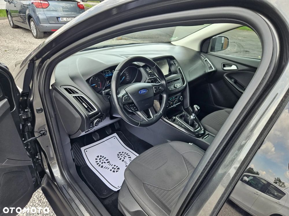 Ford Focus 1.5 TDCi DPF Start-Stopp-System Titanium - 15