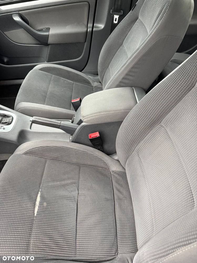 Volkswagen Jetta 2.0 TDI Comfortline DSG - 7