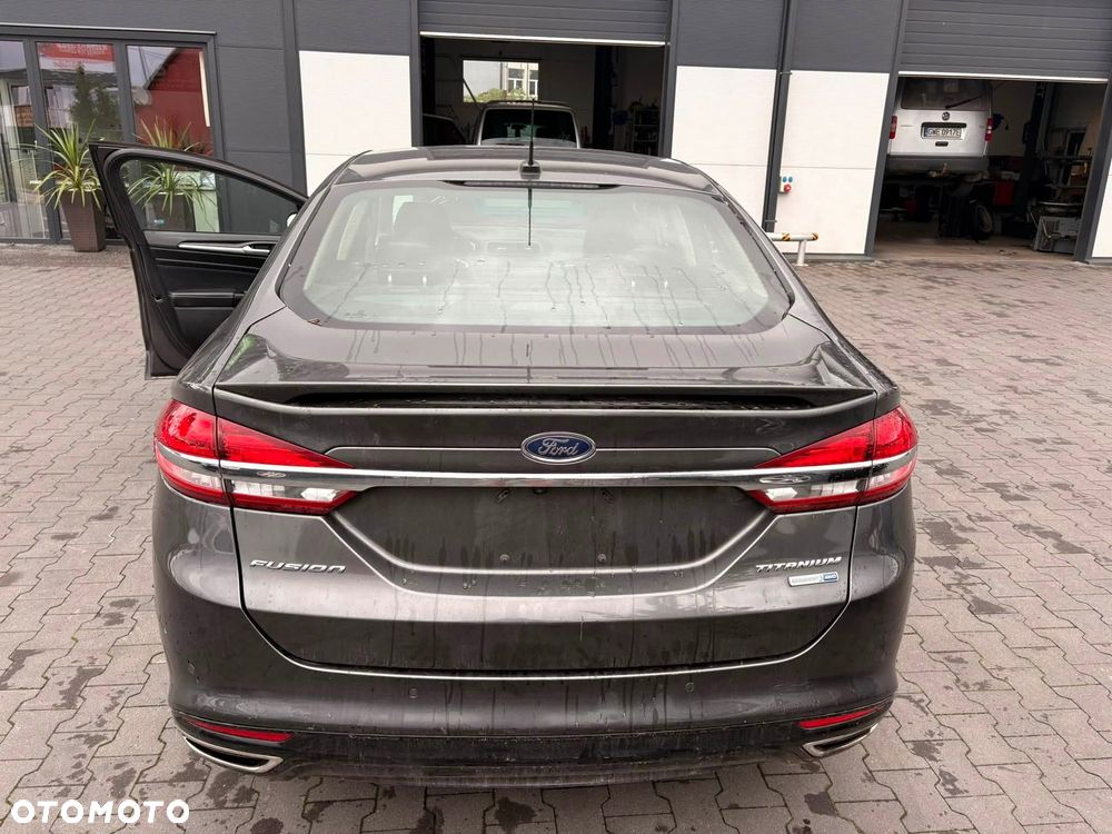 Ford Fusion - 3