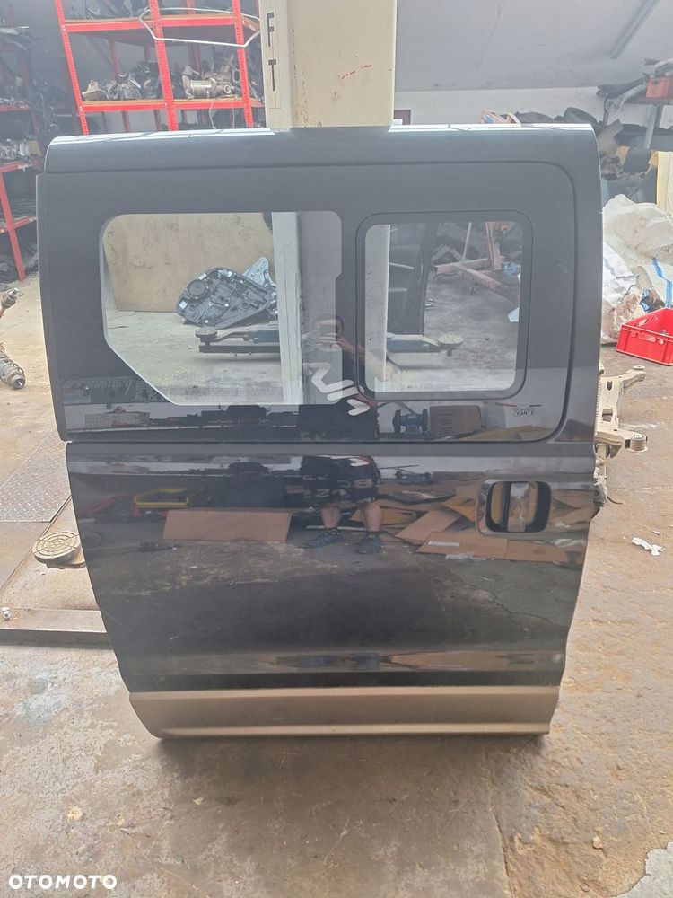 hyundai h1 ii drzwi prawy tyl rozsuwane 16- - 1