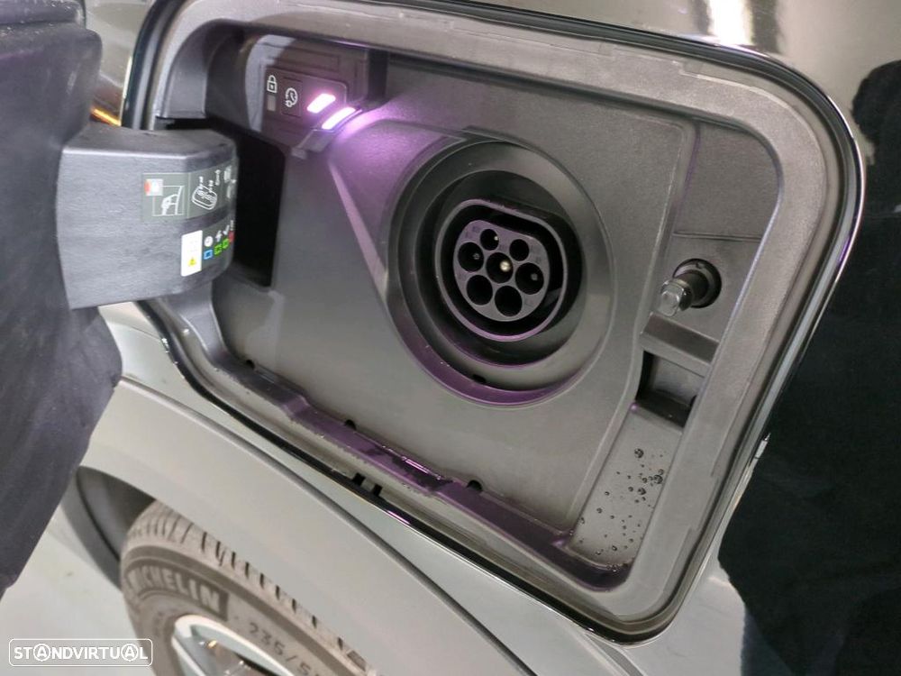 Peugeot 5008 1.6 Plug-in Hybrid Allure e-DCS7 - 11