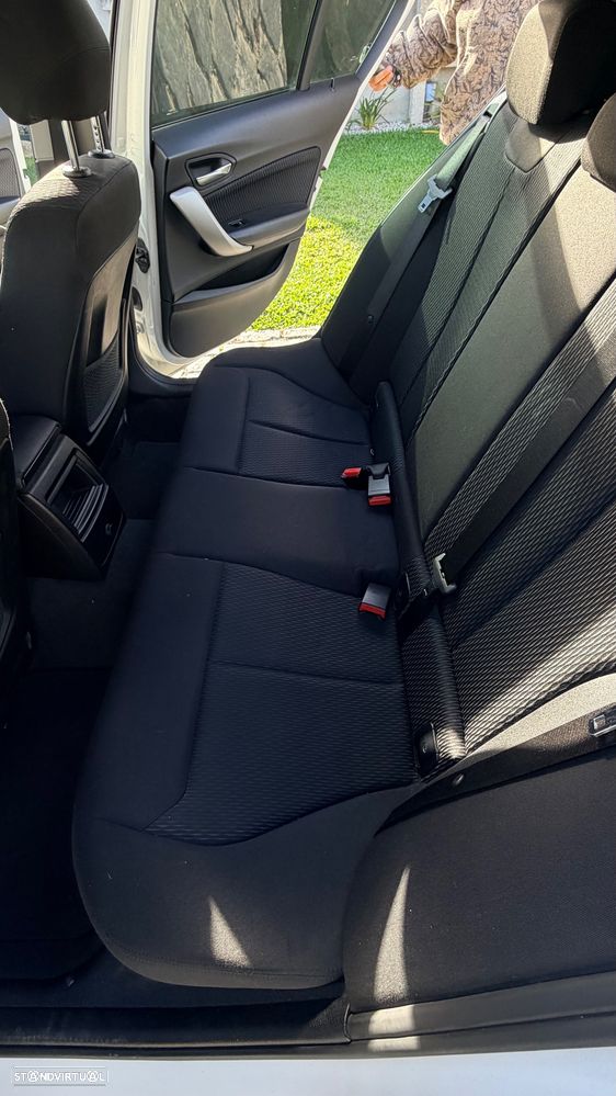 BMW 116 d EfficientDynamics - 13