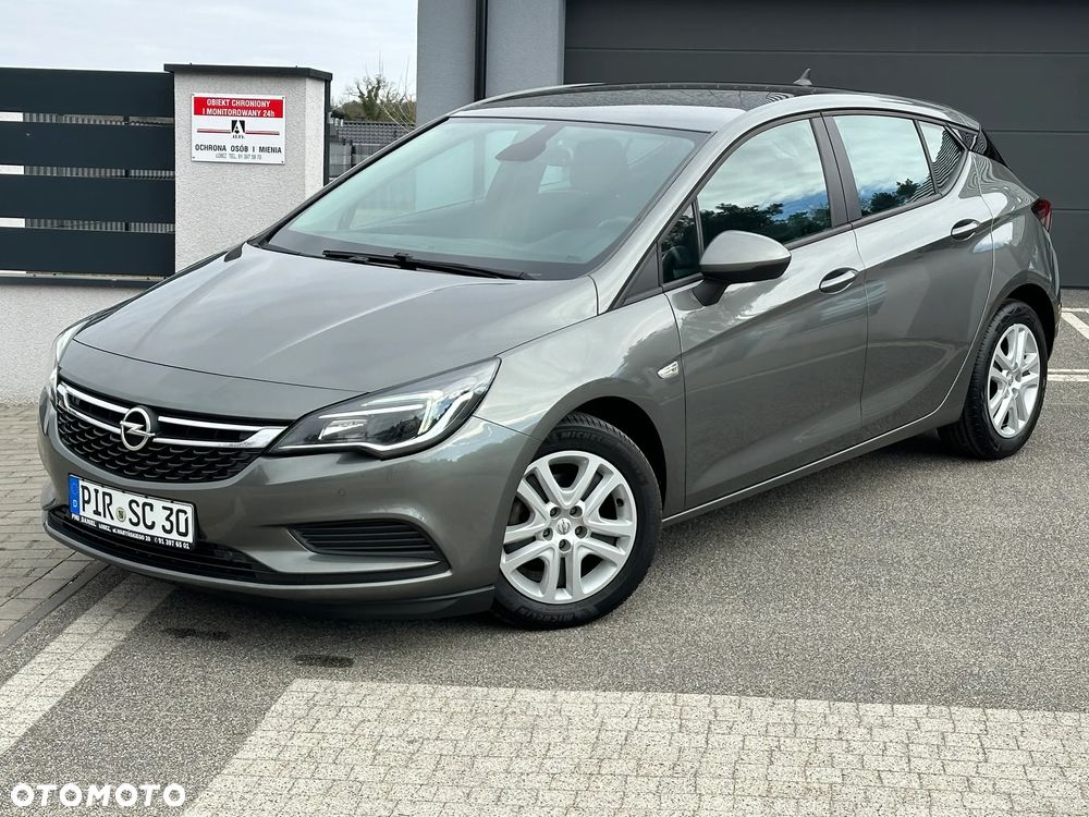 Opel Astra 1.6 CDTI Active - 11