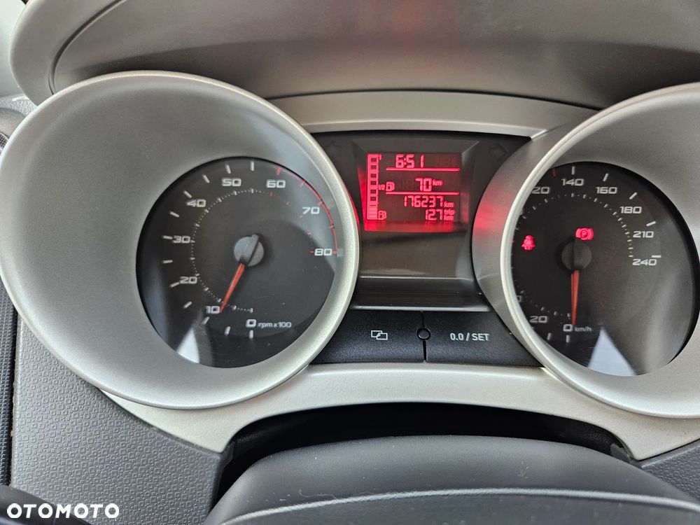 Seat Ibiza 1.4 16V Style - 16