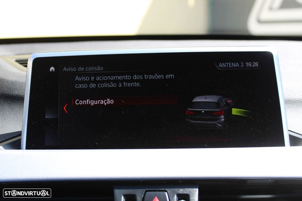 BMW X1 18 d sDrive Auto - 37